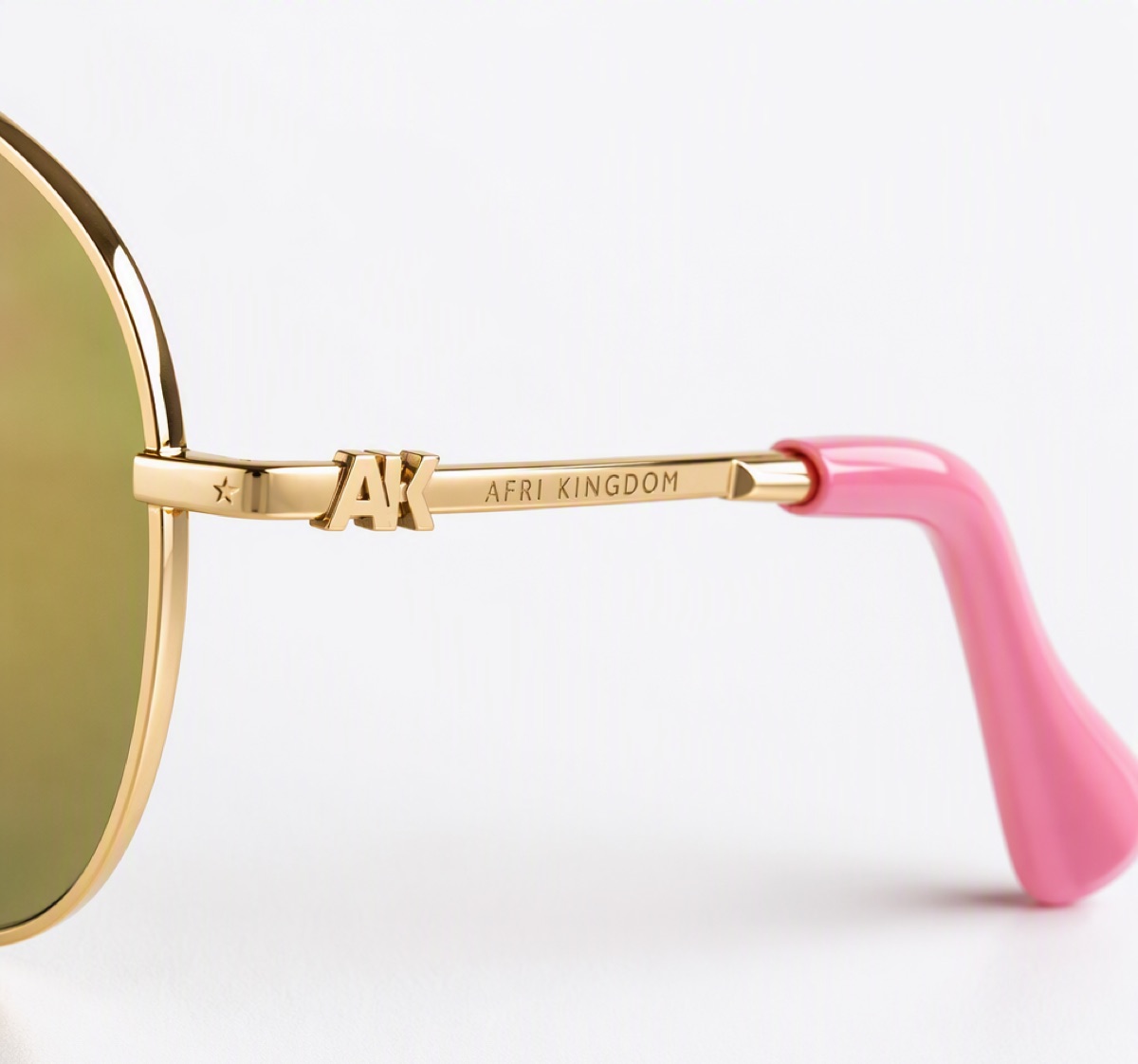 Gold Wire Aviator — view 3